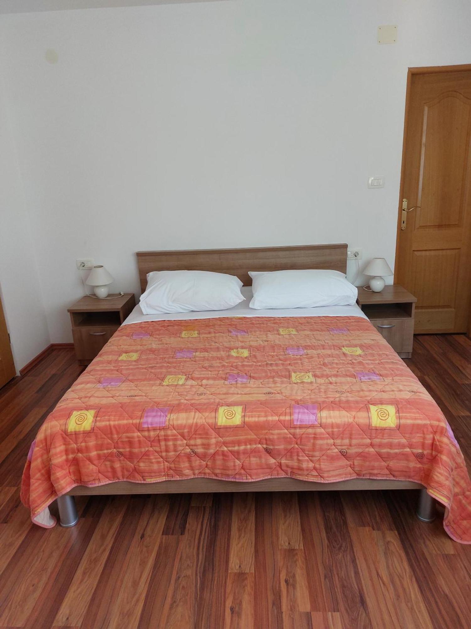 Apartments Palit Rab Town Exterior photo