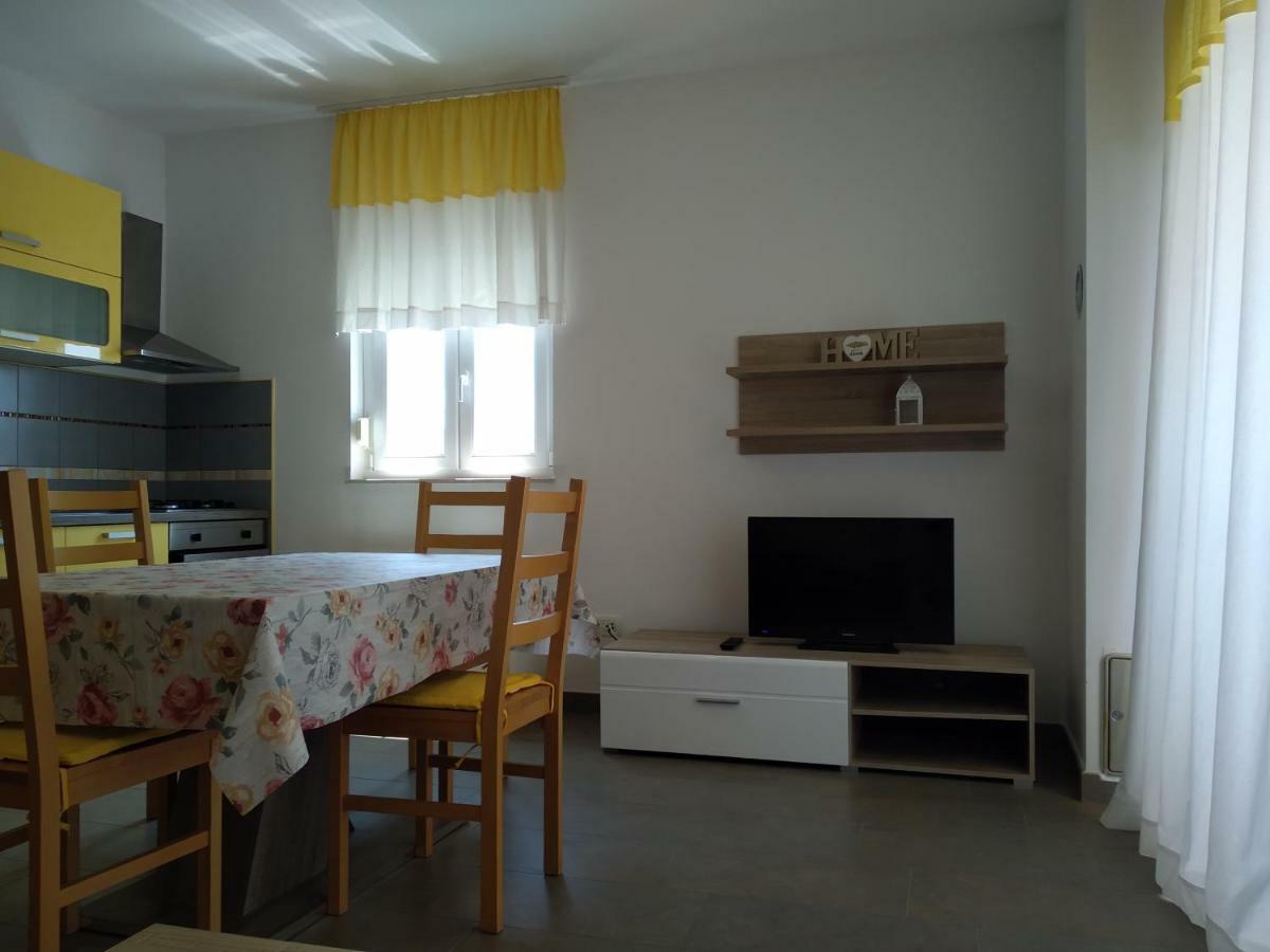 Apartments Palit Rab Town Exterior photo