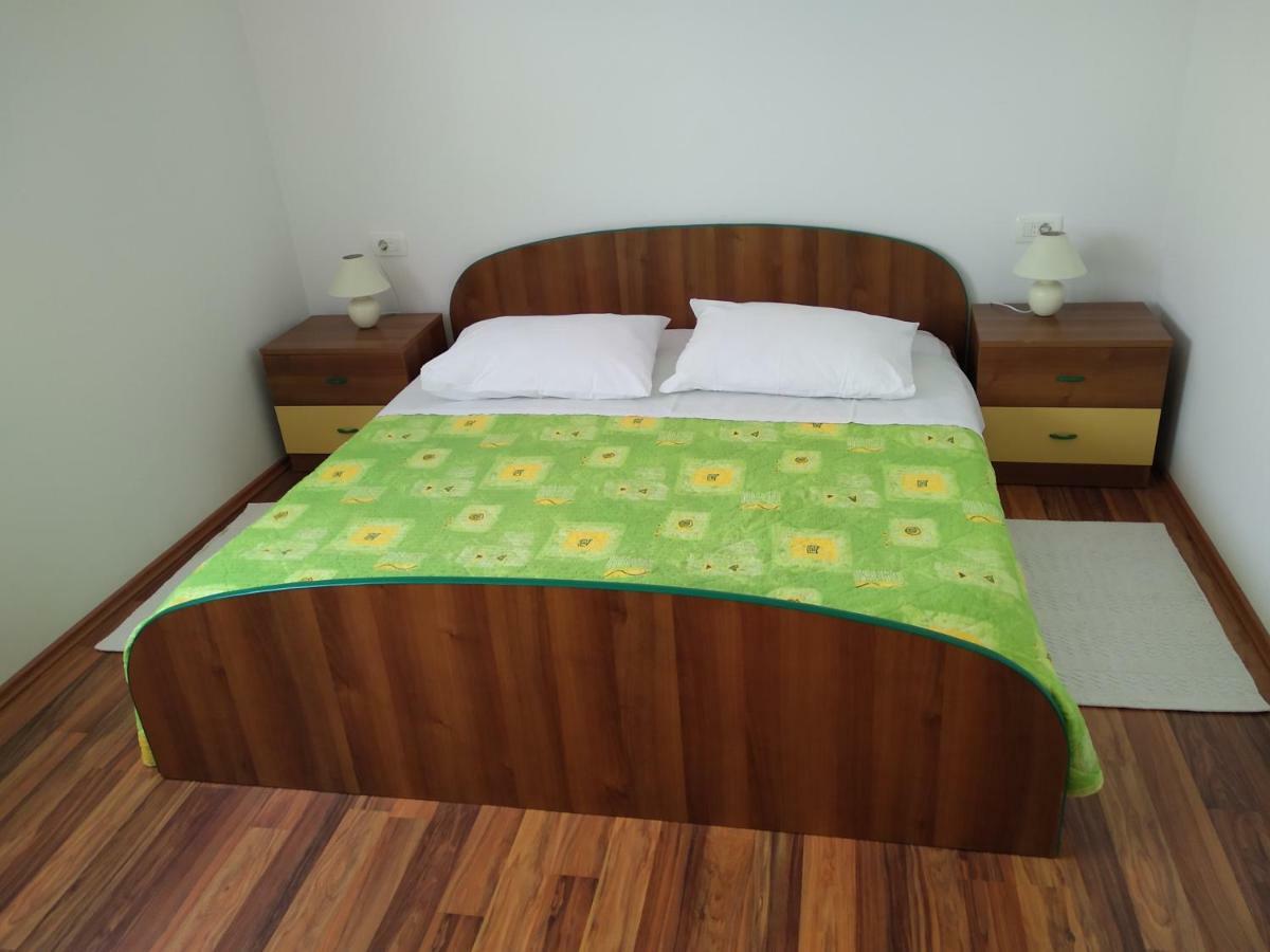 Apartments Palit Rab Town Exterior photo
